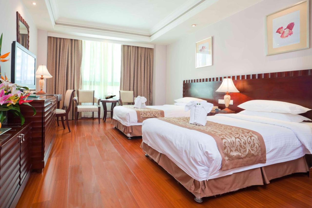 Sanya baohong shanghai huating boutique 4. Отель Baohong 4*. Jinjiang Baohong Hotel 4*. Sanya Jinjiang Baohong Hotel 4*, Китай, о.Хайнань. Бухта Дадунхай. Palm Beach Resort Spa 4 Китай Хайнань.